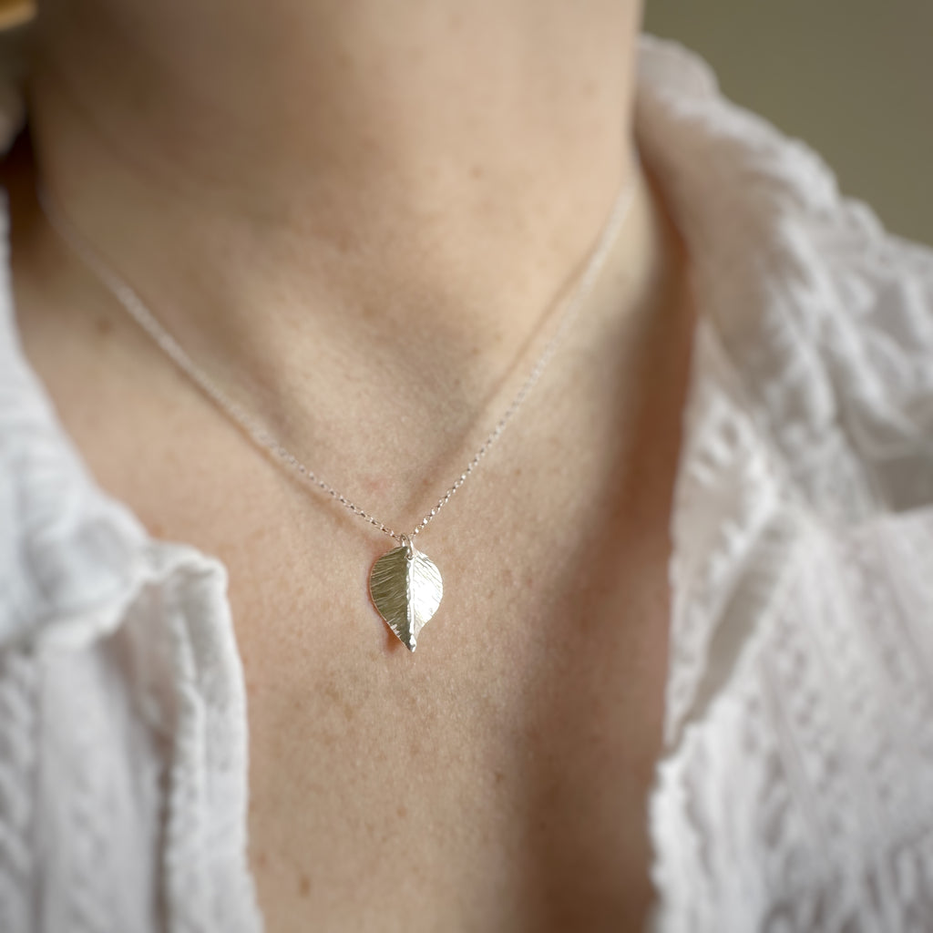 small handmade sterling silver leaf pendant necklace