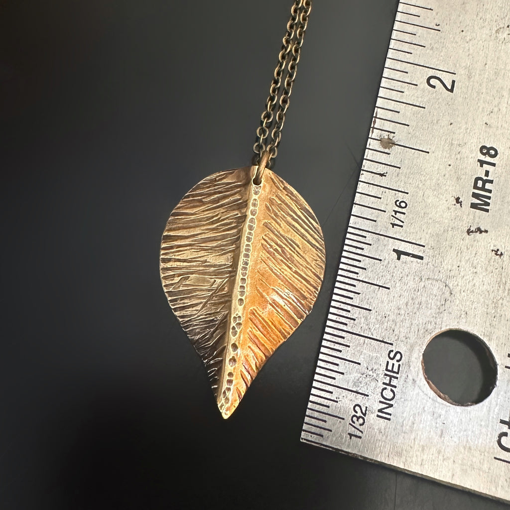 extra large brass leaf measurement