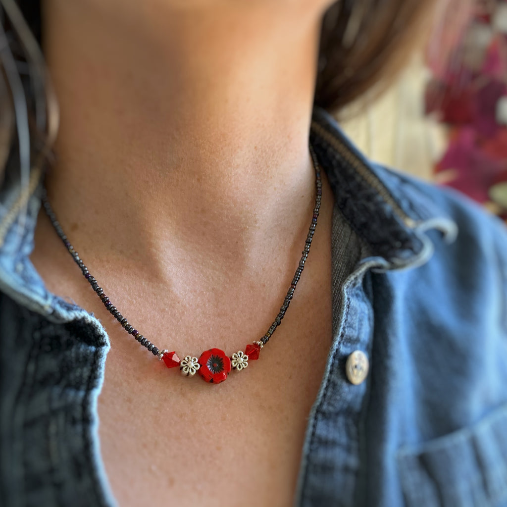 Flower Beaded Necklace in Red