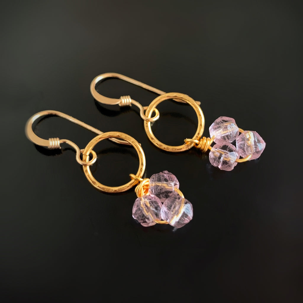 loght purple glass cluster on circle gold earrings